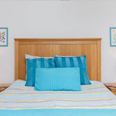 Daire Bright And Modern Causewayside