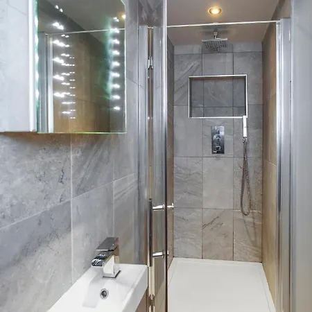 Apartment Elegance *