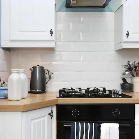 Joivy Delightful 3-bed Flat Near Inverleith Park