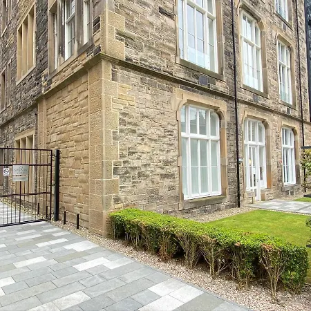 Apartment City Centre Castle Walk Edinburgh
