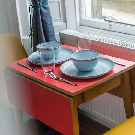 Apartment Newly Refurbished Centre Chic Pad *