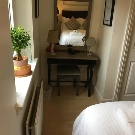 Apartamento Holyrood Park *