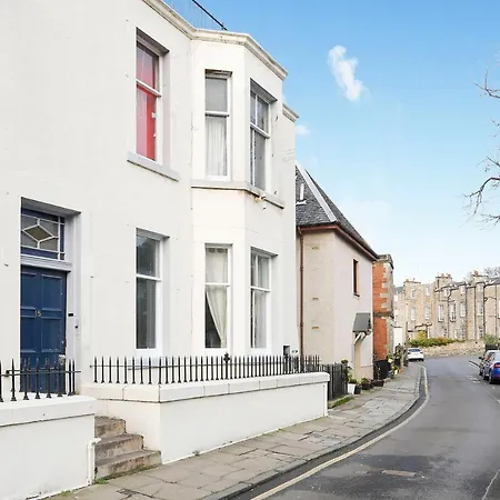 Joivy Modern In Stockbridge *