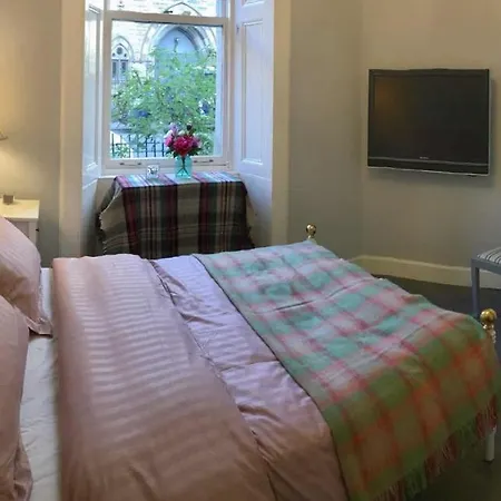 2 Bedroom City