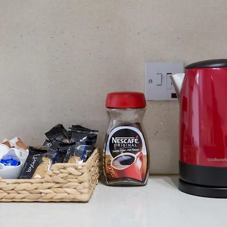 Stunning 2-bed In Lejlighed