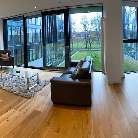 Quartermile Serviced * Edinburgh