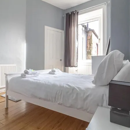 Pass The Keys Modern And Bright Flat Nr City Centre - Sleeps 7 * 爱丁堡