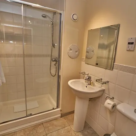 Pearl - Haymarket Edimburgo