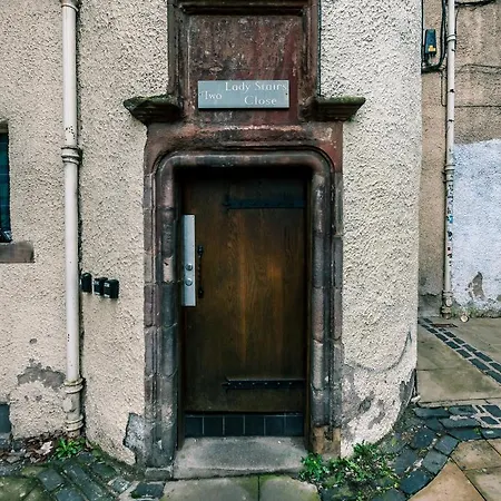 Writer's * Edinburgh