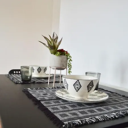 Modern & Light Flat In Vibrant Leith! Appartement