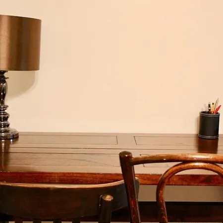 Comfortable In The Heart Of Old Town! Sale! * Edimburgo