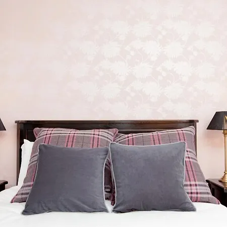 شقة Holyrood - Luxury With Parking *