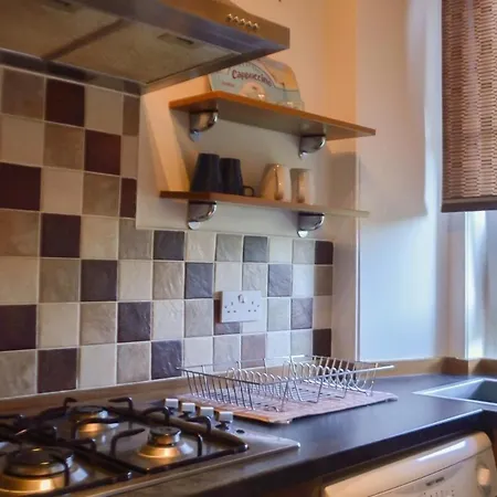 Lovely One Bedroom Flat By The Shore شقة إدنبرة