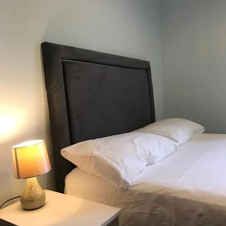 Edinburgh City Holiday Apartments *