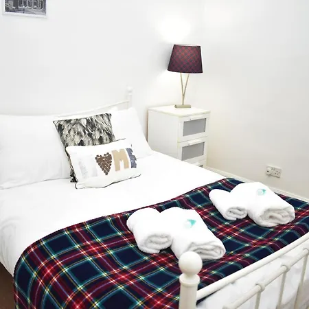 Blackwood Crescent - Traditional 2br Tenement Flat Next To Summerhall *