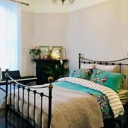 Good Times Elm Row Centre Apartamento