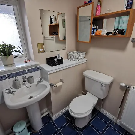 4-bedroom Perfect For Families! * Edinburgh