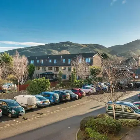 Apartment 4-bedroom Perfect For Families! *