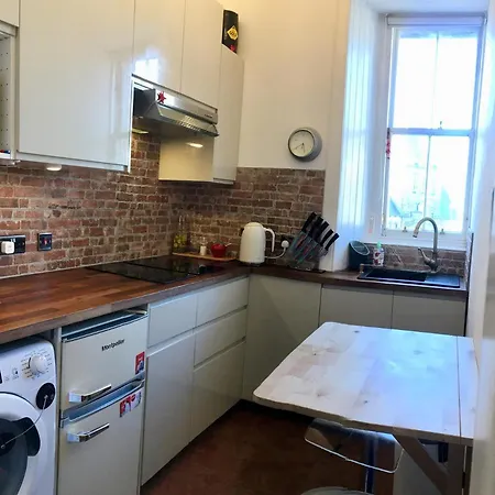 Apartamento Good Times Elm Row Centre