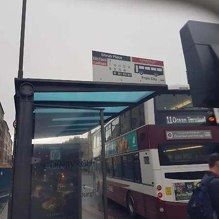 Newly Furnished 2 Bedroom On Leith Walk *