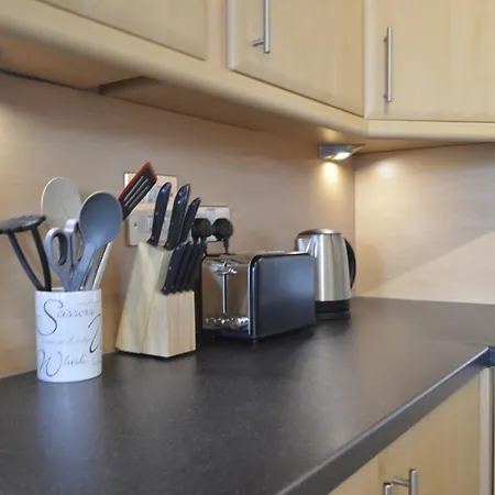 Beautiful Flat With 2 King Bedrooms דירה אדינבורו