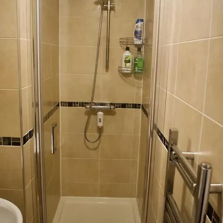 Central & Comfortable Flat - Sleeps 4 Apartament Edynburg