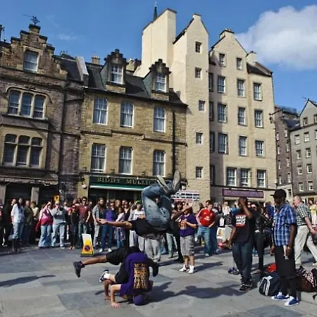 Cozy 2 Bedroom At Heart Of The * Edinburgh