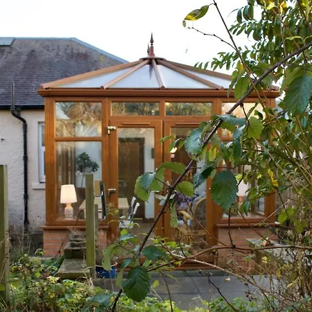 Cosy With Views Of Arthur's Seat