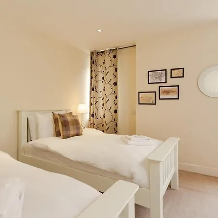 Luxury Morningside With Patio * 爱丁堡
