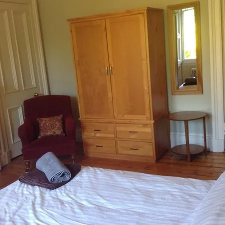 Botanic Garden Apartment Edinburgh