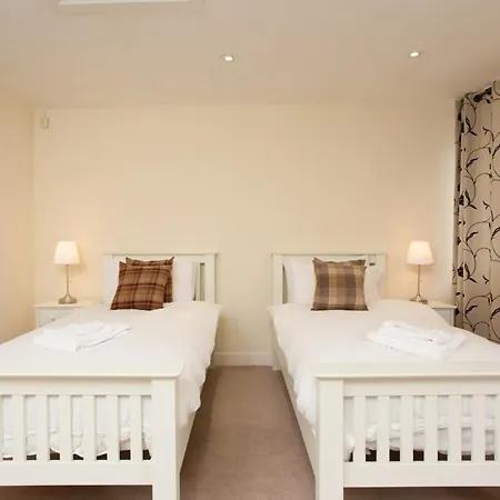 Luxury Morningside With Patio *