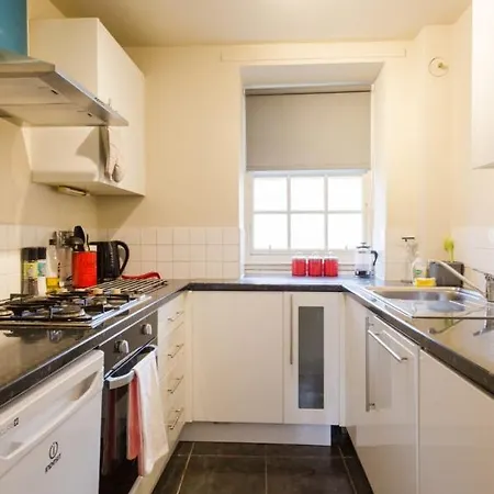 Modern Studio On Royal Mile Great For Castle Apartamento Edimburgo