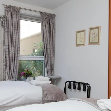 Appartement Holyrood - Luxury With Parking