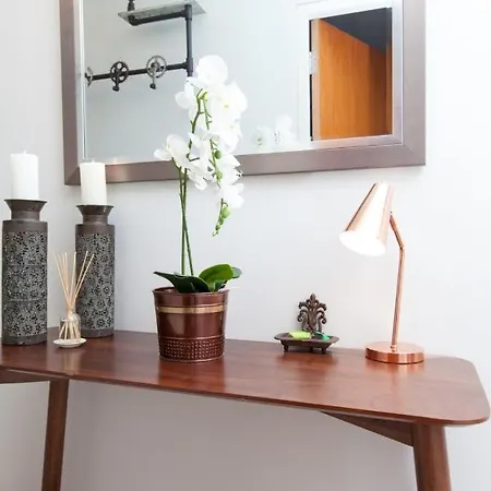 Holyrood - Luxury With Parking Appartement