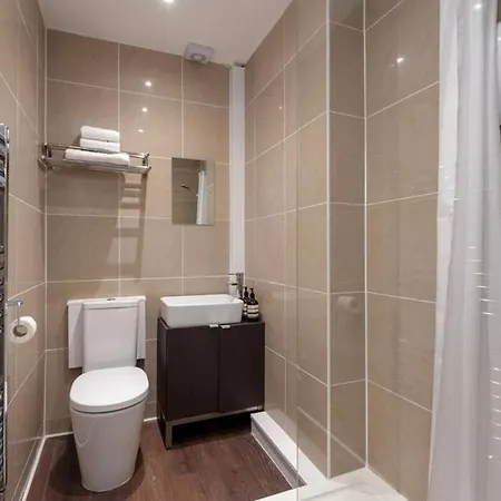 Apartment Contemporary Luxury In The Heart Of *