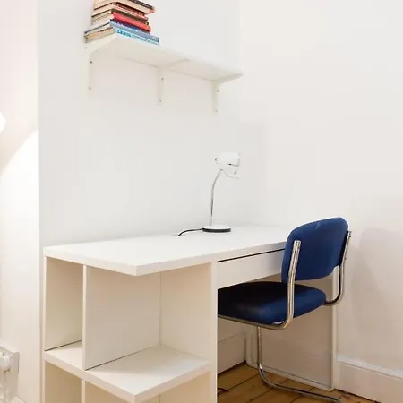 Appartement Spacious Traditional 3 Bedroom Flat In New Town