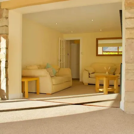 Altido Superb Terraced House With Patio In Leith 公寓 *