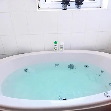 Britannia Penthouse Apartmán *