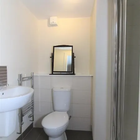 Appartamento Modern With Free Parking And Private Garden Edimburgo