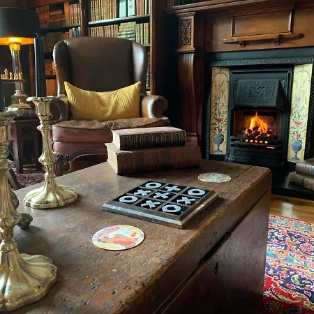 23 Mayfield Guest house 5*