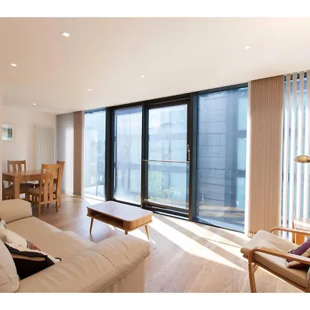Elegant And Modern In Central Διαμέρισμα *