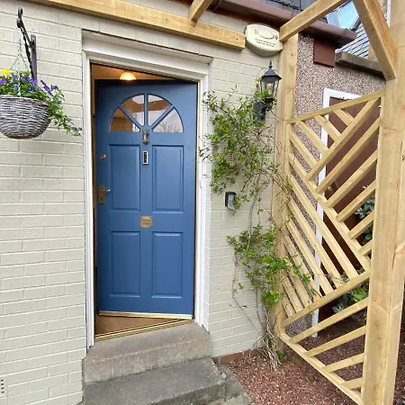 St Margaret's Cottage, Edinburg