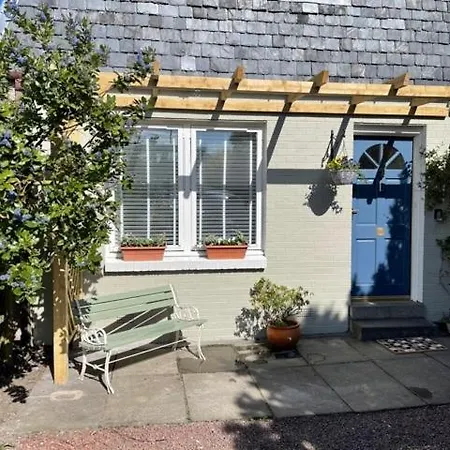 St Margaret's Cottage, Edinburg