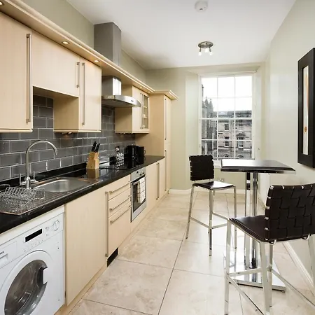 Old Town Suites - Royal Mile Apart Otel
