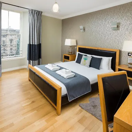 Aparthotel Old Town Suites - Royal Mile