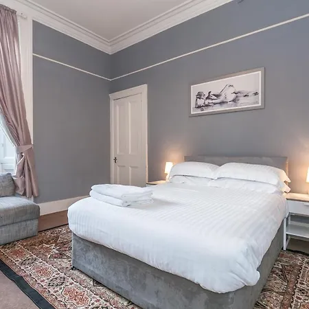 The Victorian - 3 Bedroom אדינבורו