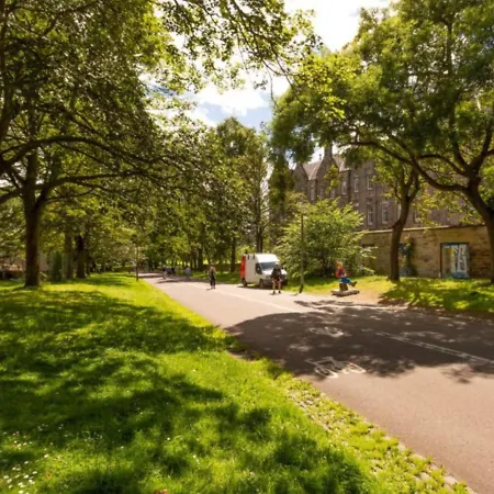 Apartment City Centre Castle Walk *