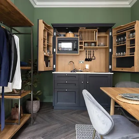 29 Queen Street Luxury Flats 4* Edinburgh