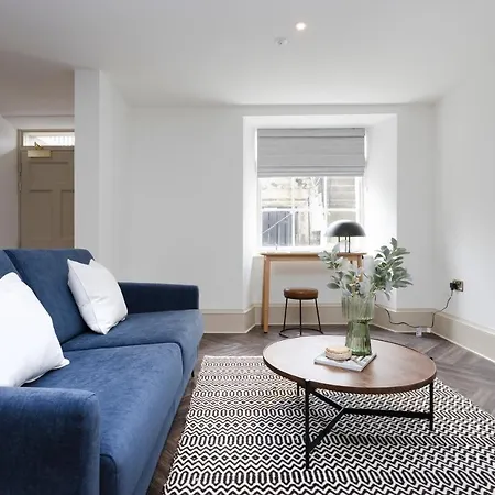 29 Queen Street Luxury Flats 4*