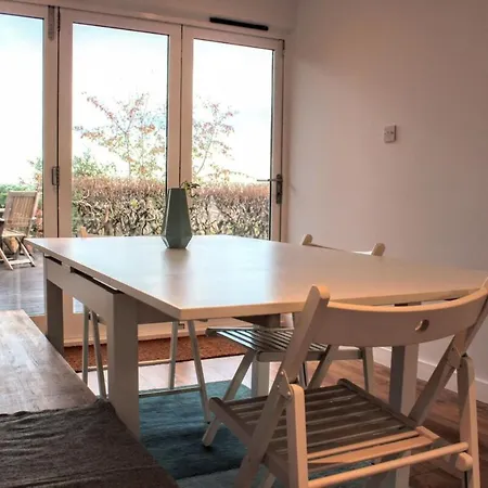 Casa de Férias Beautiful With Castle Views And Garden And Parking *